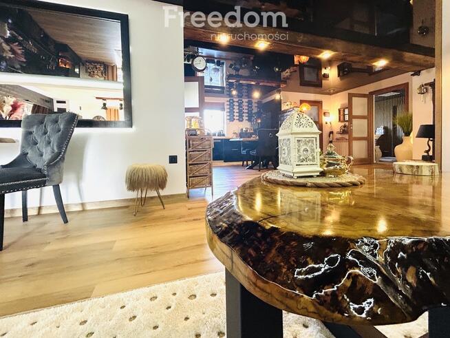 Dom z unikatowym wnętrzem i dużą przestrzenią