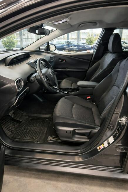 Toyota Prius 22r Salon Polska 1.8 hybryda plug-in Executiv 1wł z Pakietem ZimowyBez