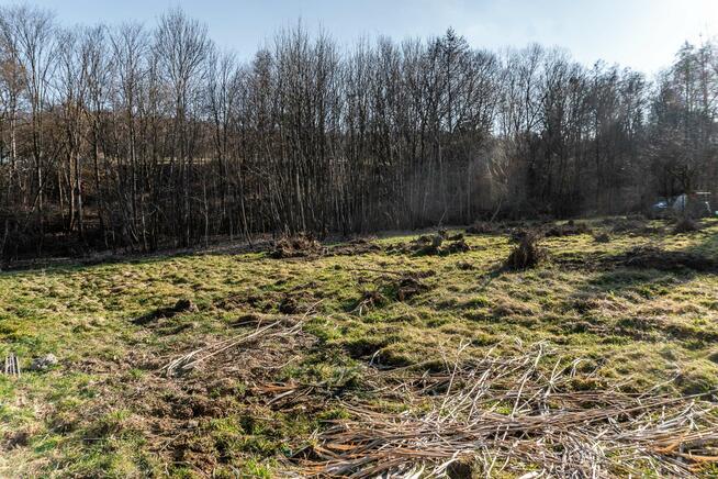 Działka budowlana pod dom przy lesie / 21 arów / Wadowice