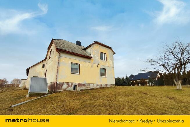 Wyjątkowy Dom z widokiem na hektary łąk i lasów!