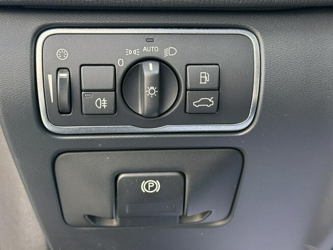 Volvo XC 60 2,0D4 190KM Momentum/Navi/Alu/Skóra/LedY/Xenon/Serwis/