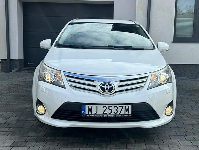 Toyota Avensis FULL*LEDY*Kamera*Cofania*Grzane*Fotele*Serwis*ASO*Zarejestrowany