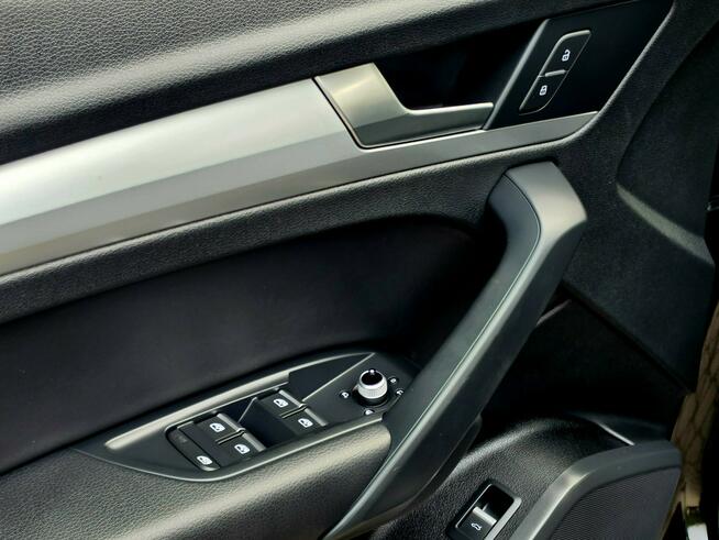 Audi Q5 2.0 TDi 204 KM Quattro S-Tronic / Serwisowana w ASO