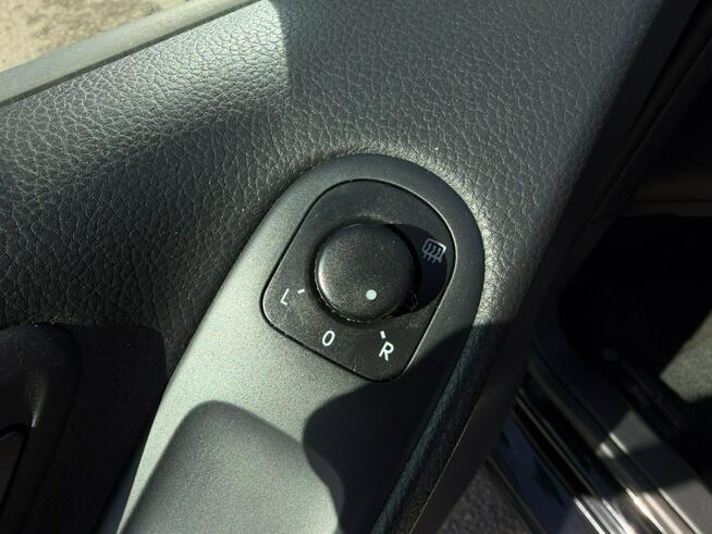 Volkswagen Golf Klimatyzacja, Nawigacja, Ele szyby, Ele lusterka,