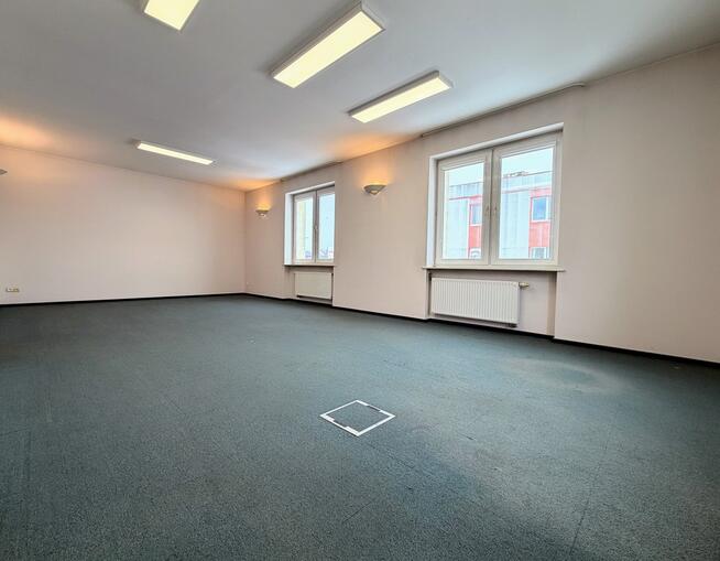 Lokal biurowy, 92 m2, 4 pomieszczenia