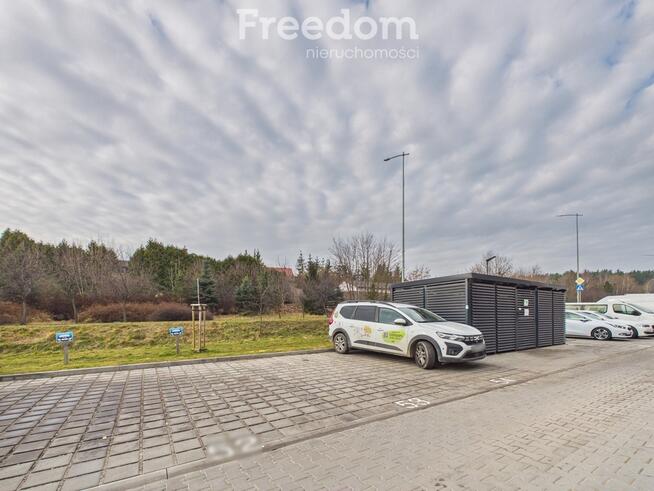 Duży lokal narożny 130 m² z witrynami - Rotmanka