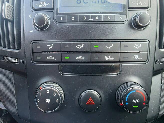 Hyundai i30 1.4 Benzyna 108 KM, Dwa klucze, Dwa Komplety kół, Klimatyzaca, Isofix