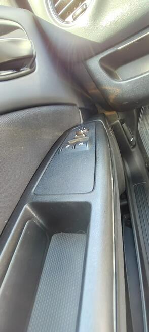 Fiat Bravo Książka serwisowa, stan bdb.