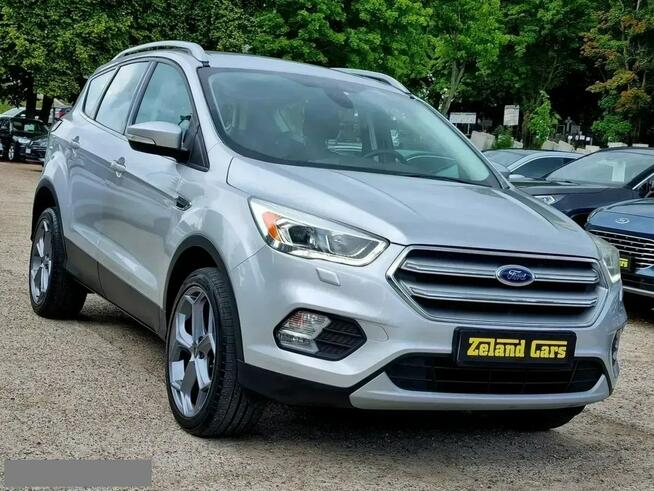 Ford Kuga Lift LED Serwis Parktronic Climatronic Bluetooth Tempomat Gwarancja