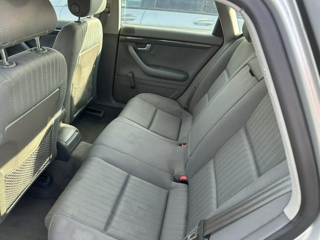 Audi A4 2,0 benzyna, klimatronik,kamera, nawigacja,podg. fotele,niski przebieg
