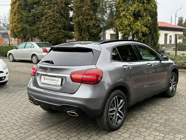 Mercedes GLA 220 Rezerwacja