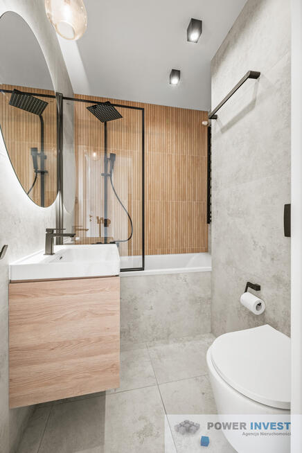 DWA POKOJE W ŚWIETNEJ LOKALIZACJI Z BALKONEM