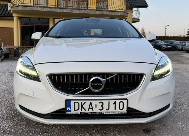 Volvo V40 D3,Navi,LED,Panorama,Gwarancja