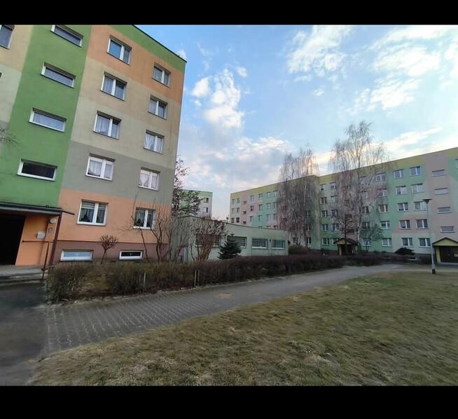 Mieszkanie 2 pokojowe 48m2 po remoncie nowe agd plus garaz