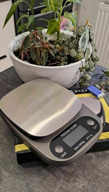 Nowa Waga kuchenna elektroniczna + baterie - szybka wysyłka