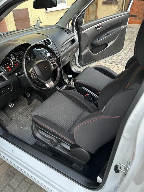 Suzuki Swift 1.6 Sport 2017 · 87600 km · 1 586 cm3 · Benzyn