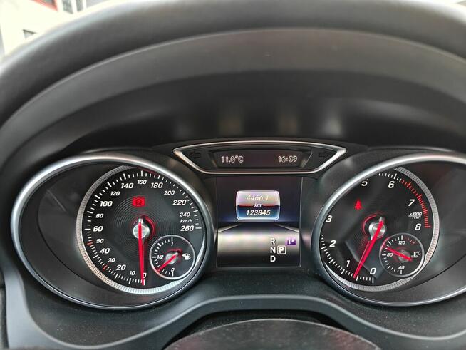Mercedes CLA180 1.6 benzyna automat lifting stan wzorowy