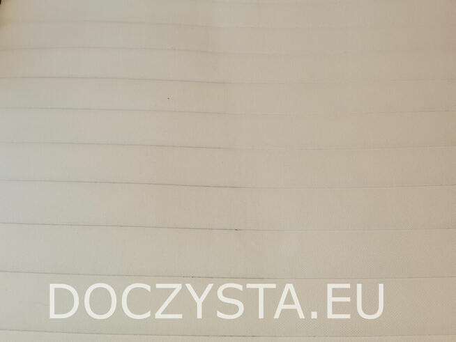 Pranie tapiceek meblowych, wykładzin i dywanów w Warszawie