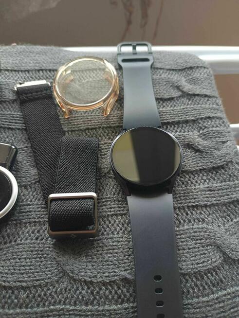Zegarek Samsung Galaxy Watch 6 + zestaw akcesoriów