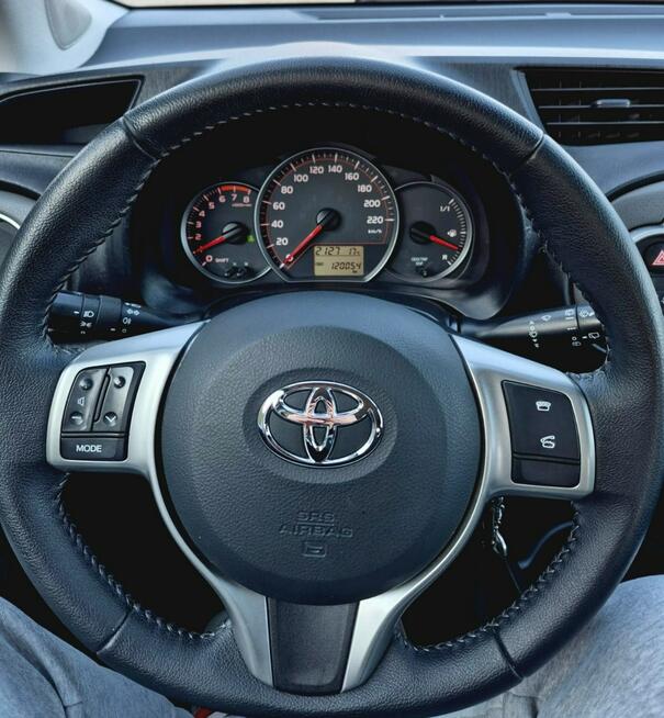 Toyota Yaris 1.33VVT-i*Navigacja*Tylko120tys.km