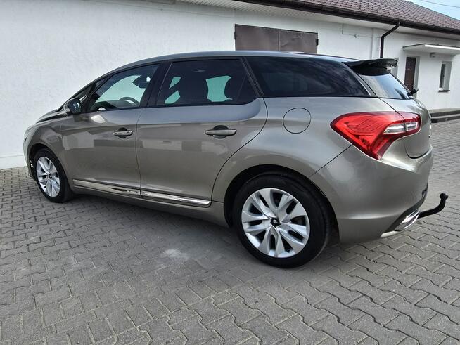 Citroen DS5 1,6Turbo Benz. SERWIS.Automat.Ledy.Parktronic.Hak.Klimatronic 2 str.