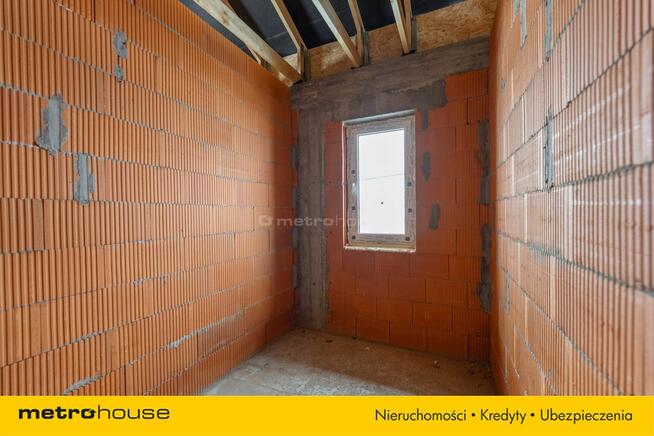 Dom z kominkiem, 5 pokoi w Tłuszczu