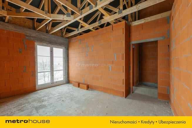 Dom z kominkiem, 5 pokoi w Tłuszczu