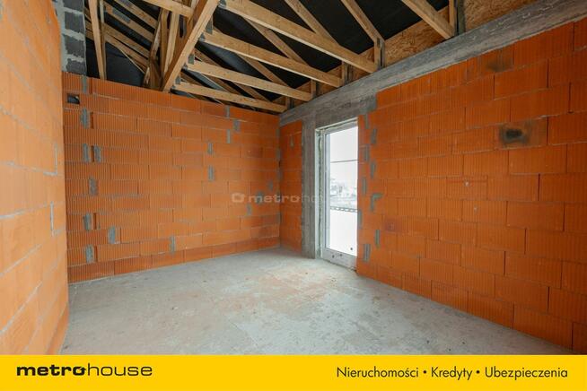 Dom z kominkiem, 5 pokoi w Tłuszczu