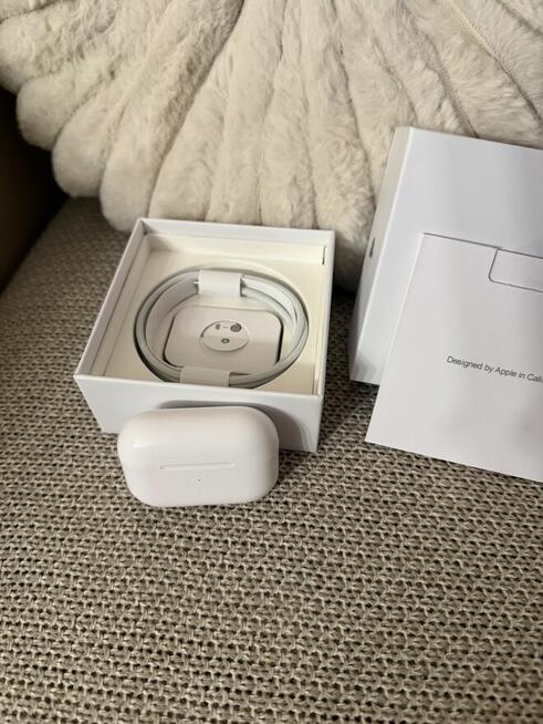 Słuchawki dokanałowe APPLE AirPods Pro 2 ANC Biały (Etui z U