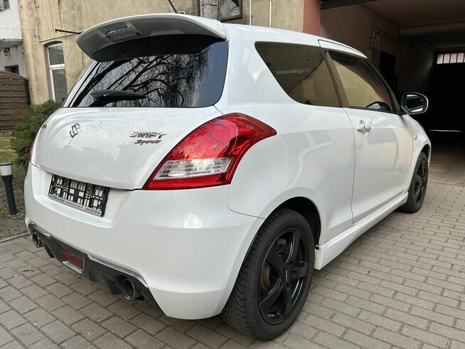 Suzuki Swift 1.6 Sport 2017 · 87600 km · 1 586 cm3 · Benzyn