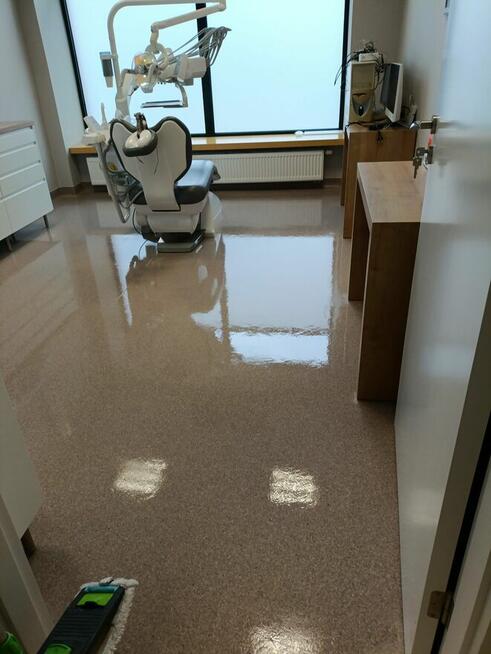 Polimeryzacja, akrylowanie podłóg PCV, lineleum - Warszawa