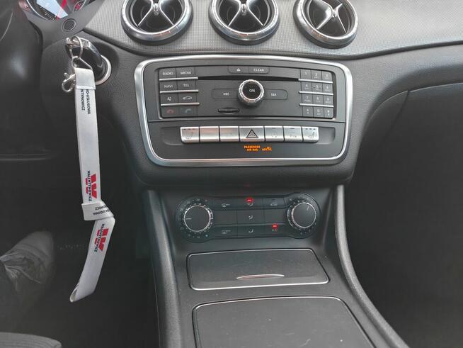 Mercedes CLA180 1.6 benzyna automat lifting stan wzorowy