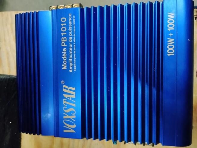 Wzmacniacz samochodowy. VoxStar.