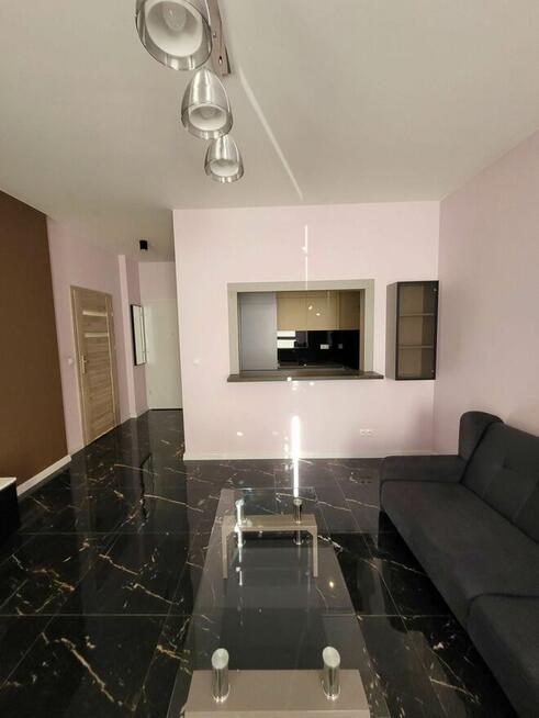 Kawalerka 35 m² z balkonem – ul. Złoty Potok, bezpośrednio