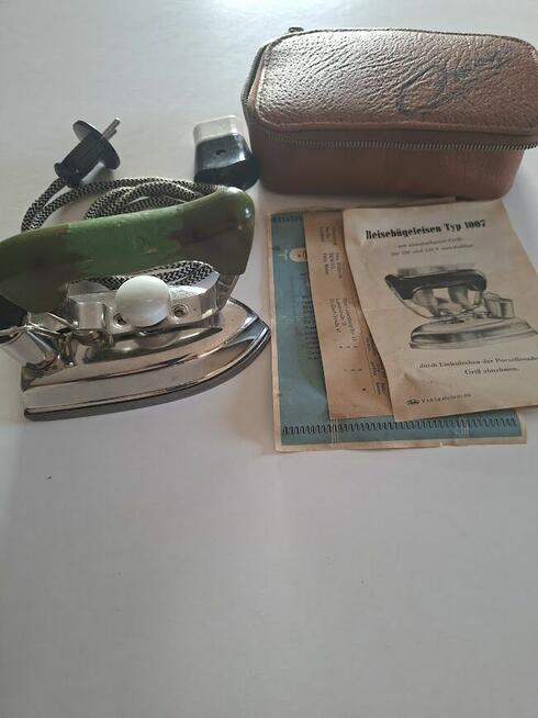 Żelazko turystyczne -sprawne kolekcjonerskie