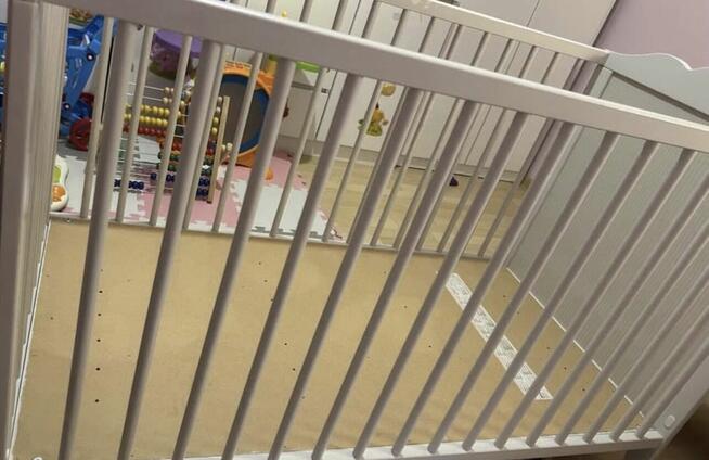 Łóżeczko Ikea + materac i leżaczek bujaczek