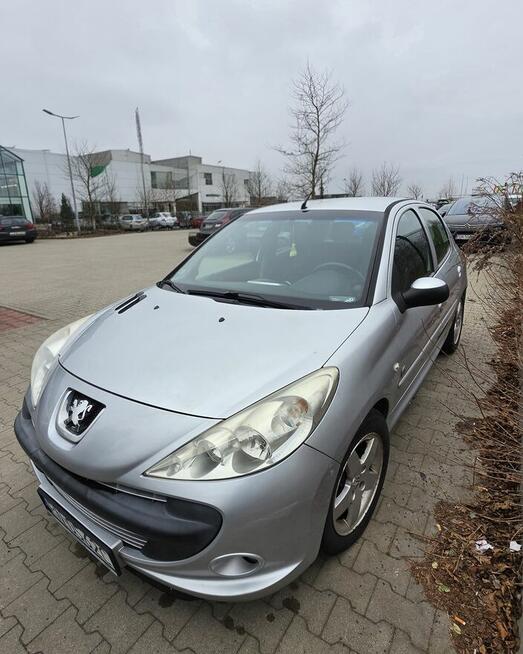 Peugeot 206+