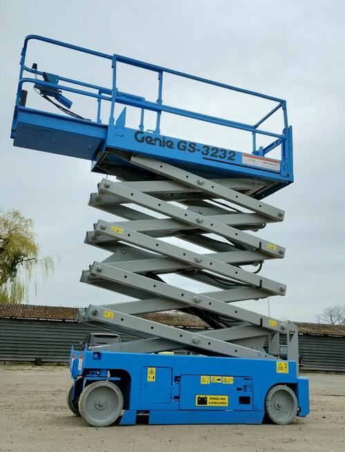 Podnośnik nożycowy Genie GS-3232, zwyżka 12 m wys. roboczej