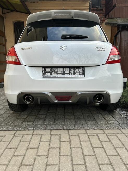 Suzuki Swift 1.6 Sport 2017 · 87600 km · 1 586 cm3 · Benzyn