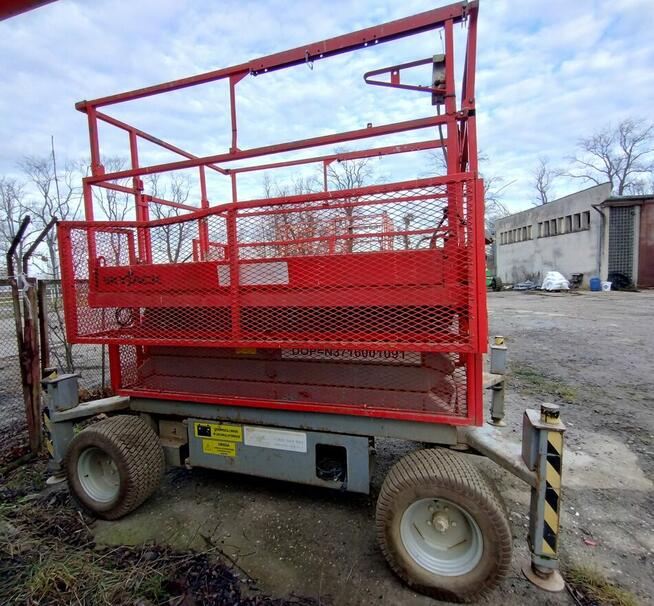 PAKIET - 3 podnośniki nożycowe SkyJack SJ6832 za 75000 netto