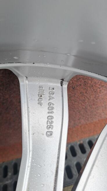 VW oryg- FELGI - opony LETNIE 215/50/18