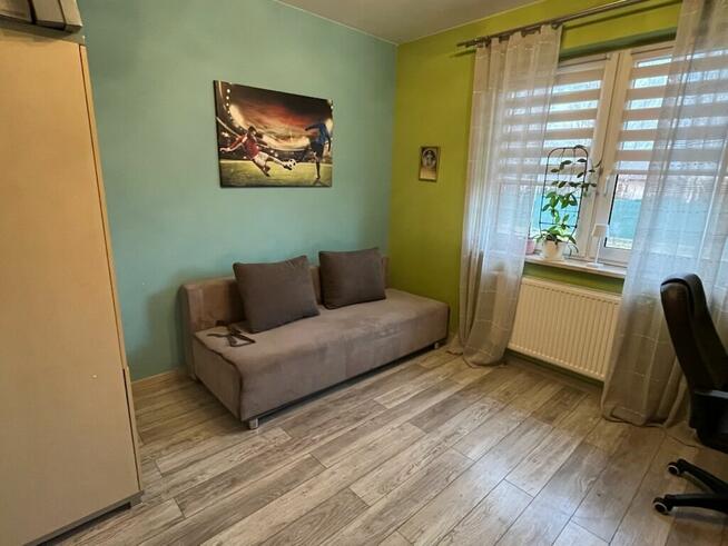 Sprzedam dom 110 M2 z poddaszem do adaptacji