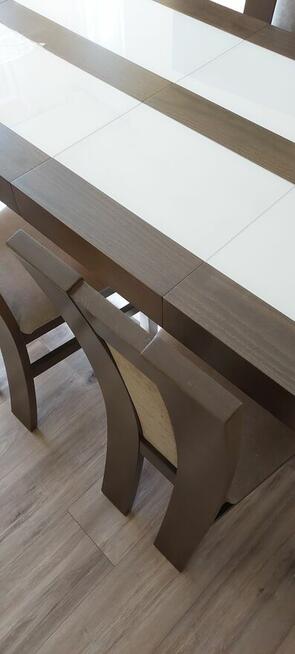 Stół rozkładany z 4 krzesłami