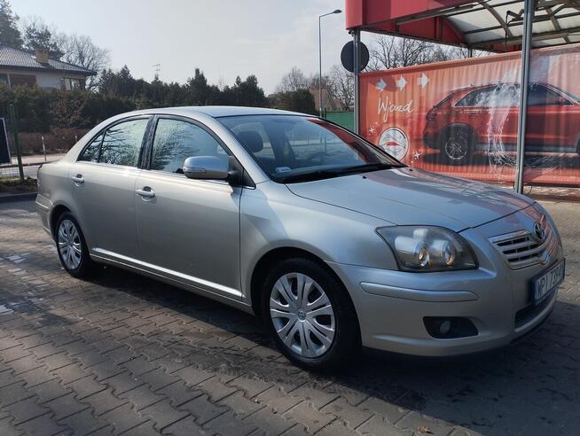 Toyota Avensis 2.0d4d 126kM Navi Hak