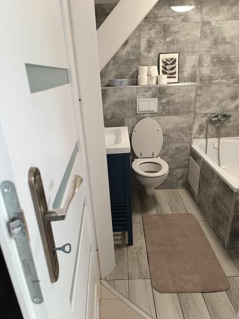 Wynajmę od kwietnia mieszkanie w centrum z parkingiem