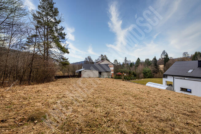 Krzeszów – działka budowlana 870 m2. Polecamy!