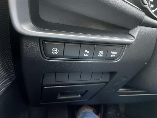 Mazda 3 2.0 SKYACTIV-G Nawigacja HeadUp Niski Przebieg Zarejestrowana w Polsce