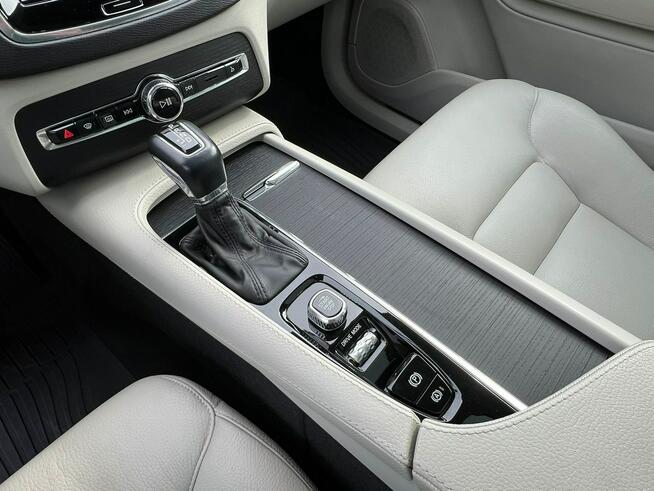 Volvo XC 90 T6 AWD 6 osobowy Zarejestrowany Panorama Kamera