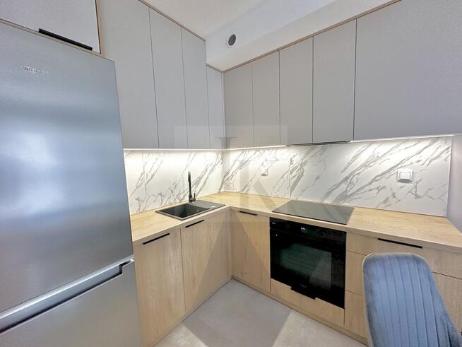 Ciche mieszkanie na Bielanach z garażem