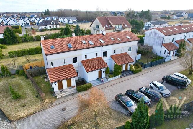 Dom Zieleniewo gm. Kołobrzeg, Różana